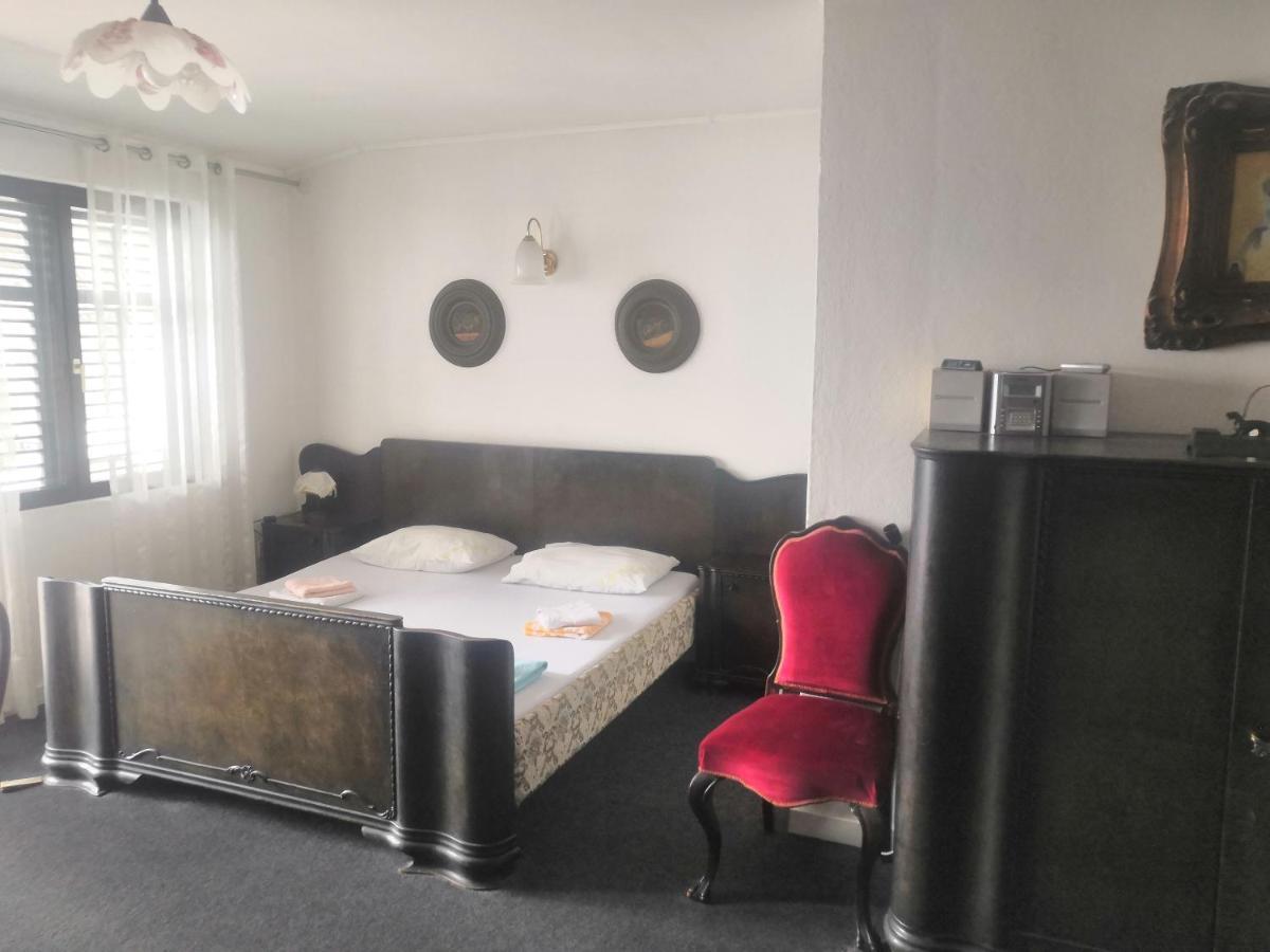 Apartments Colic Херцег Нови Екстериор снимка