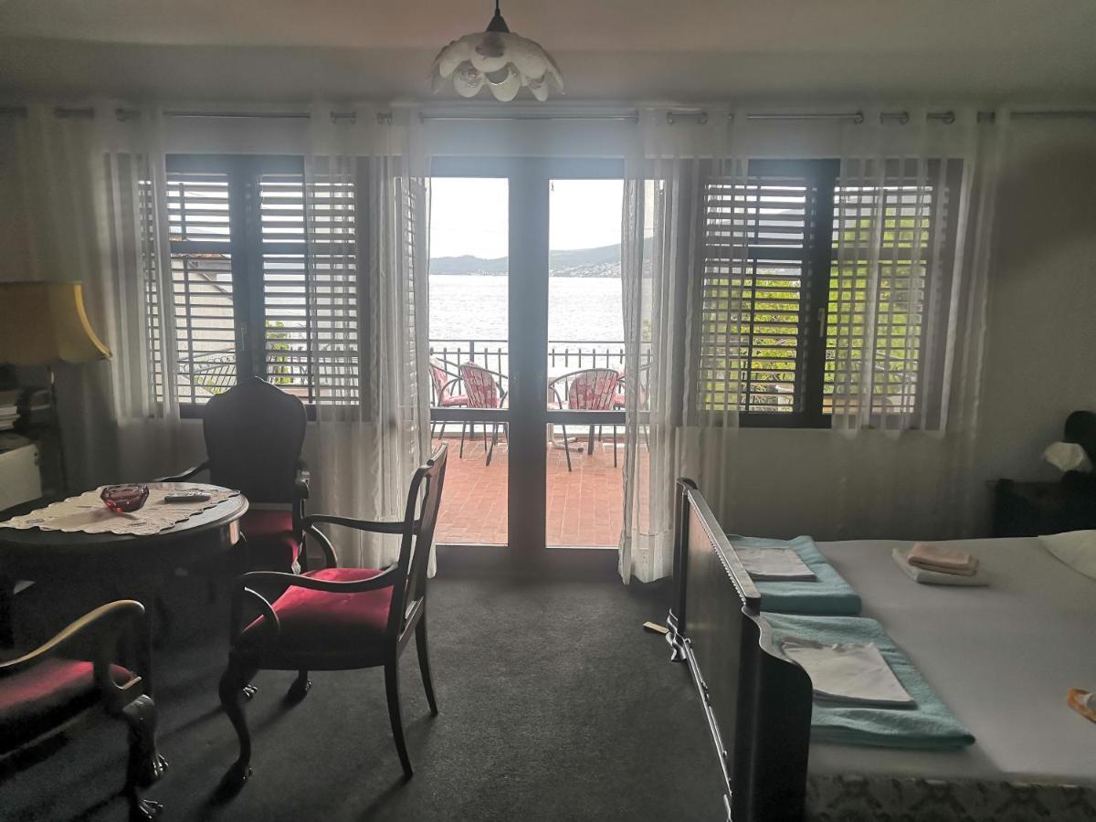 Apartments Colic Херцег Нови Екстериор снимка